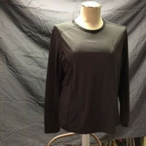 Columbia Omni dry titanium active top